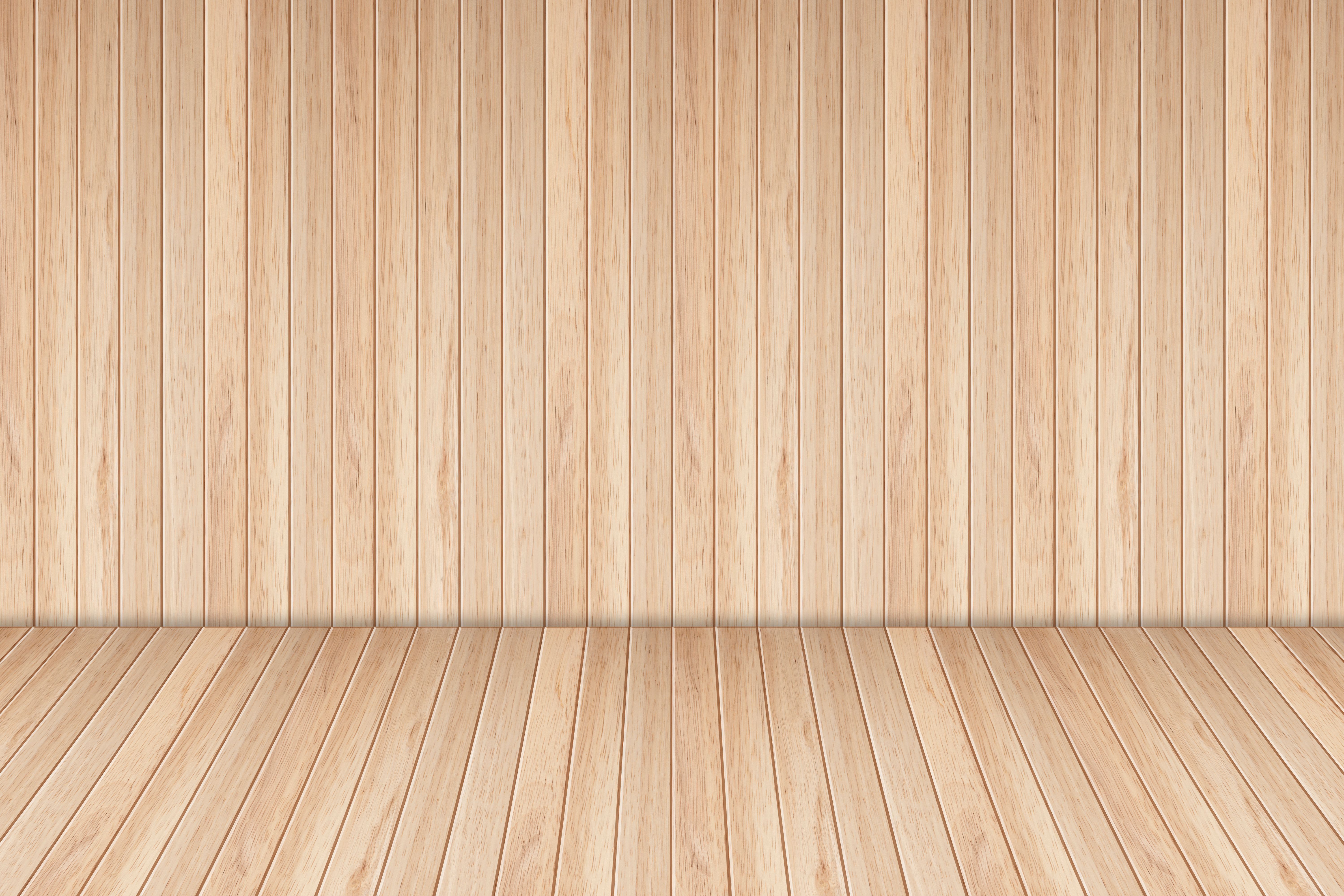 Uudet pystysuoraan asennetut saunapaneelit.