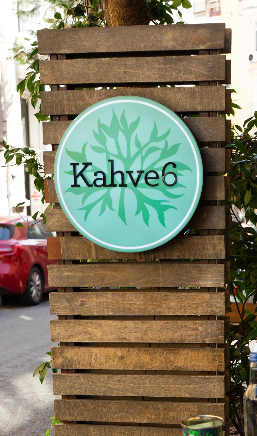 Kahve6 dış cephesi, Cihangir