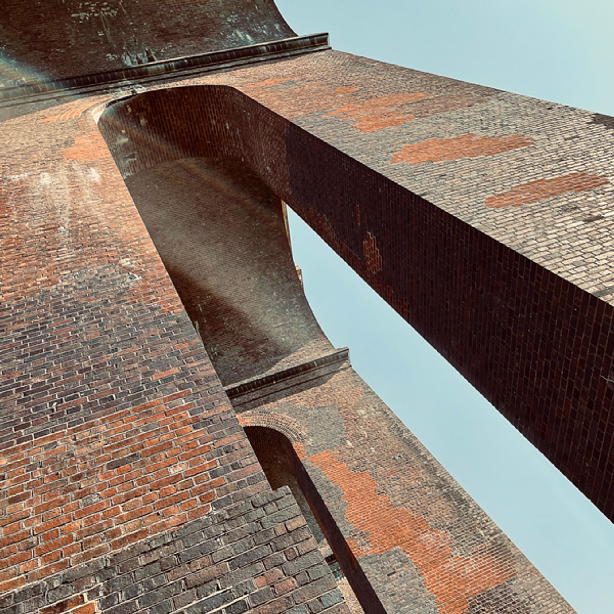 Ouse Valley Viaduct masonry in sunlight