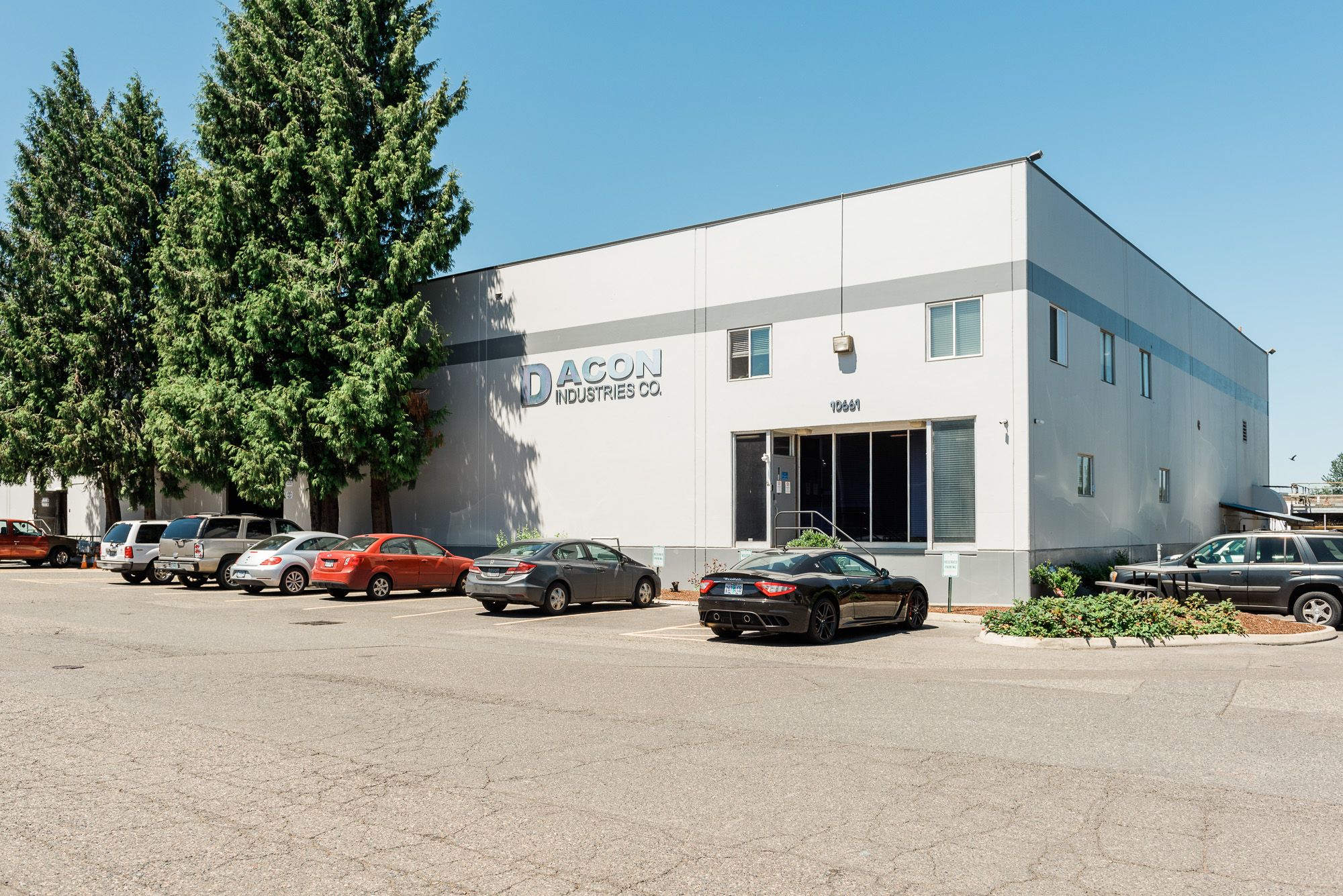 Lombard Commerce Center image