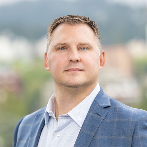 Portrait image of Ryan Schera
