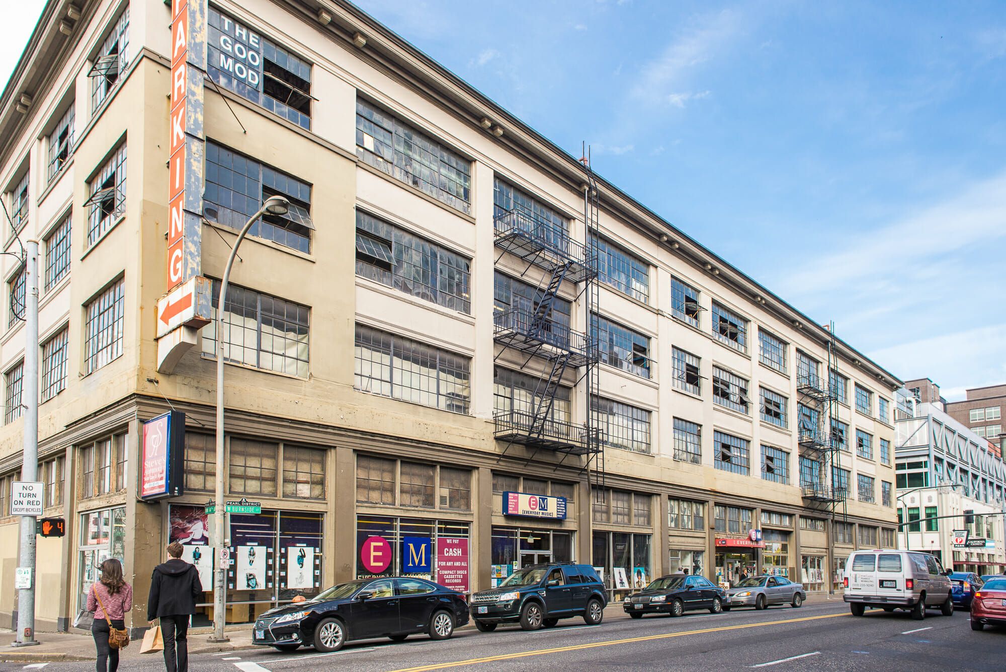 Pearl Center image