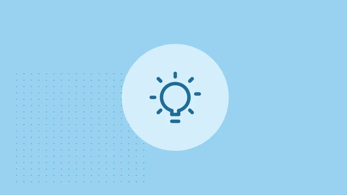 lightbulb icon in dark blue surrounded by light blue circle 