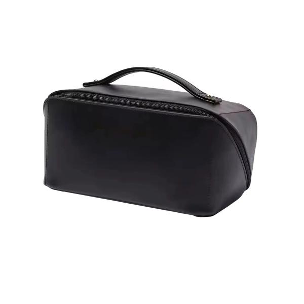 Bespoke Genuine Leather Cosmetic Pouch with Zipper | ODM Factory