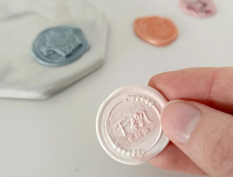 Imagen del post 5 trucos infalibles para hacer sellos de lacre para tu boda