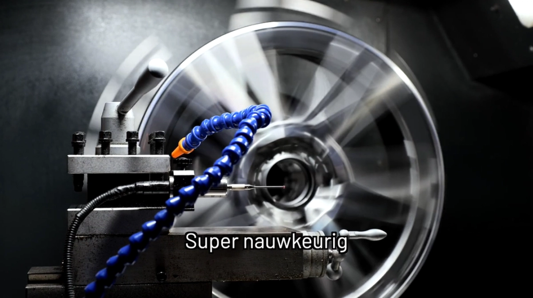 Velgen afdraaien (CNC) voor diamond cut velgen