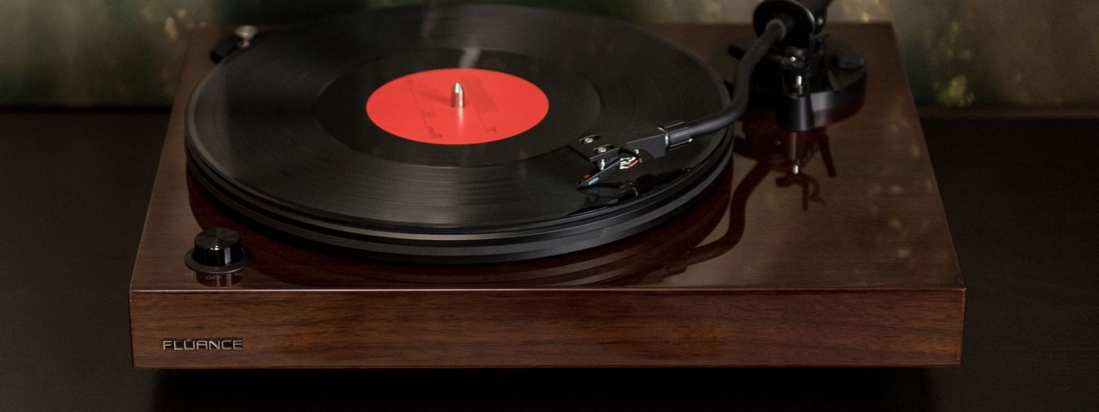 Best Turntables Under $500 — A Few Worth Stretching For