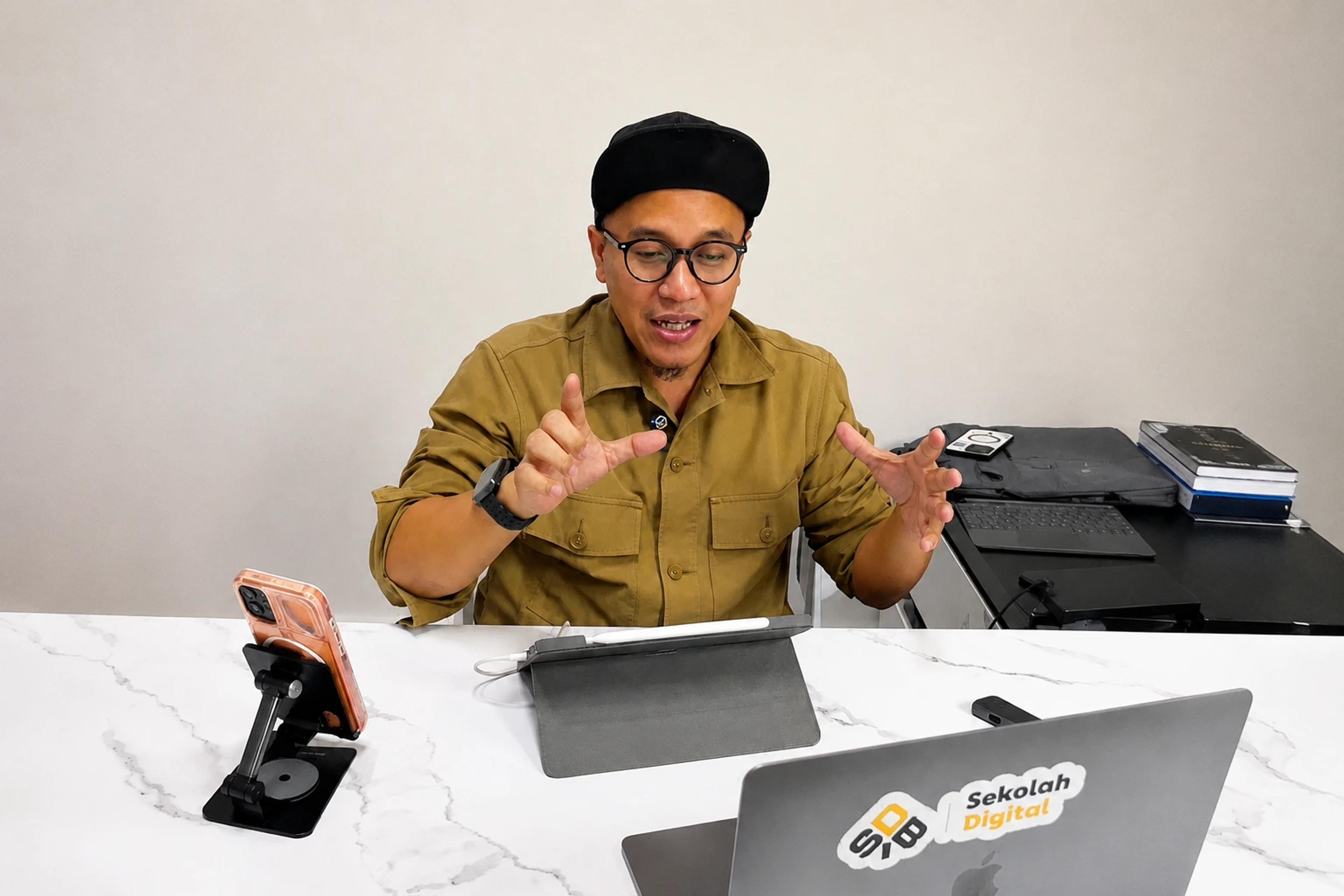Strategi Digital Sekolah Digital Bisnis Indonesia Dukung Program Bangga Kencana BKKBN RI di Kota Makassar