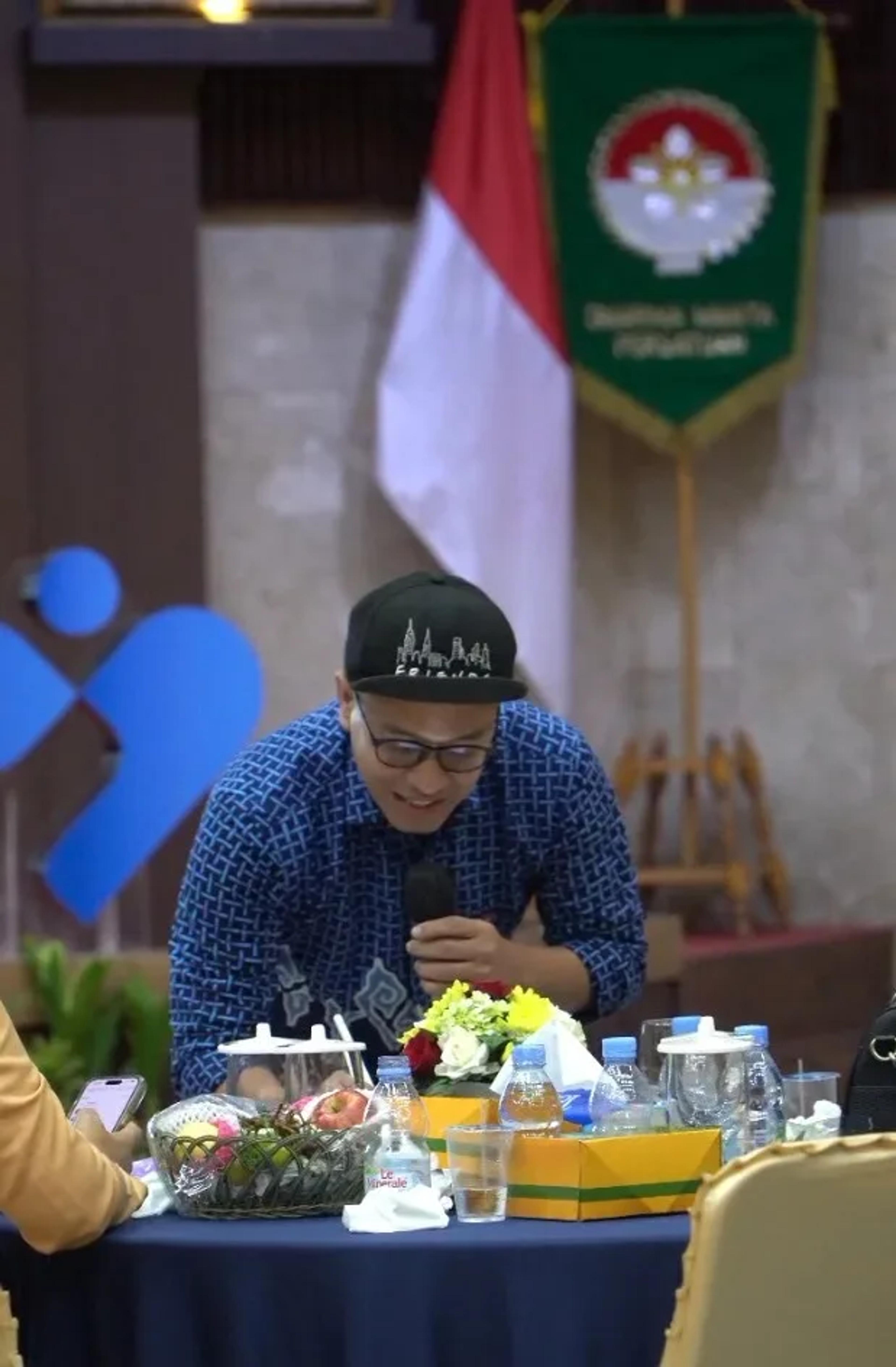 Yoso Lukito Google Certified, Founder Sekolah Digital Bisnis Indoensia  Inspirasi Bisnis Digital untuk Ekonomi Keluarga Indonesia