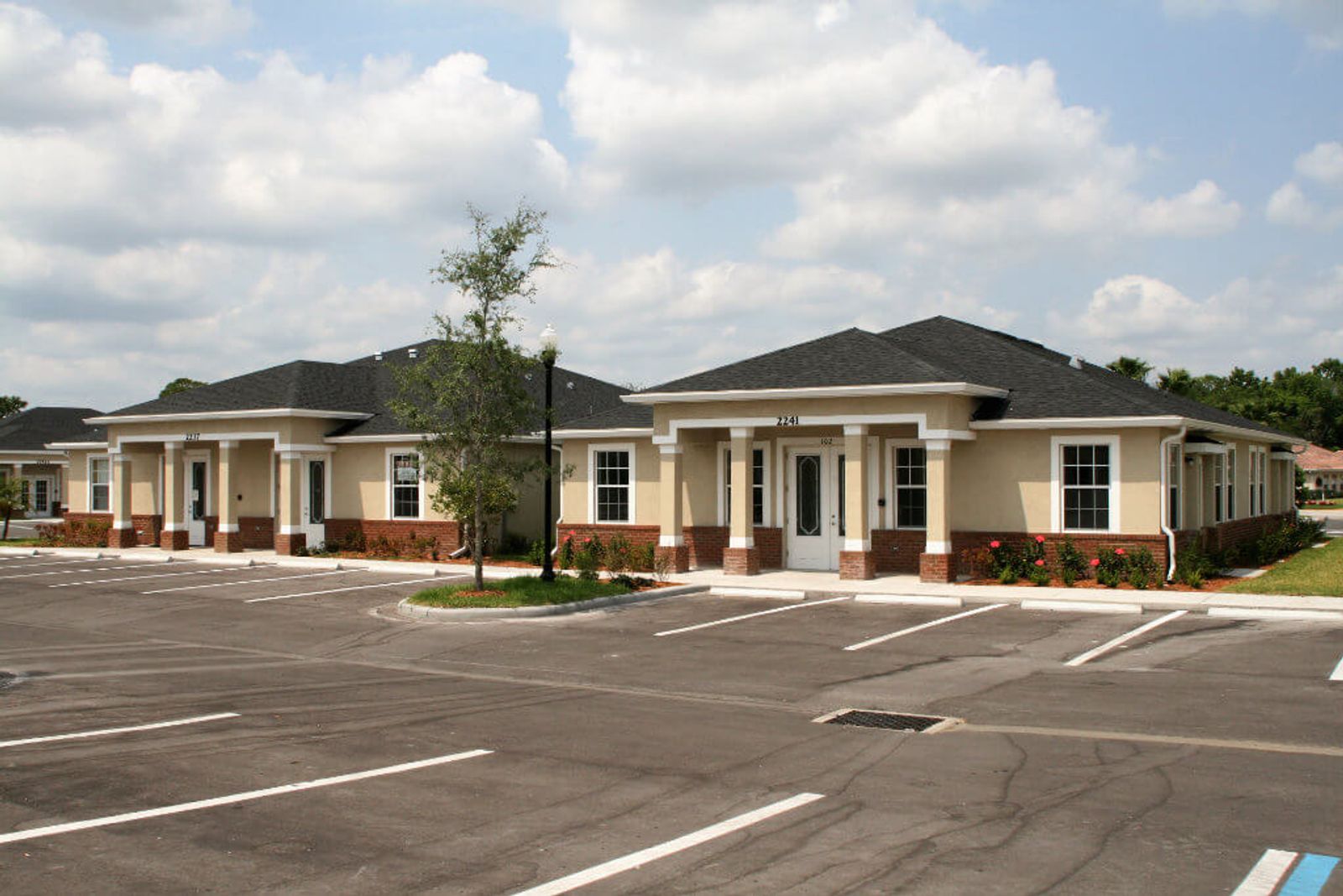 Sun Lake Professional Center - Image 3