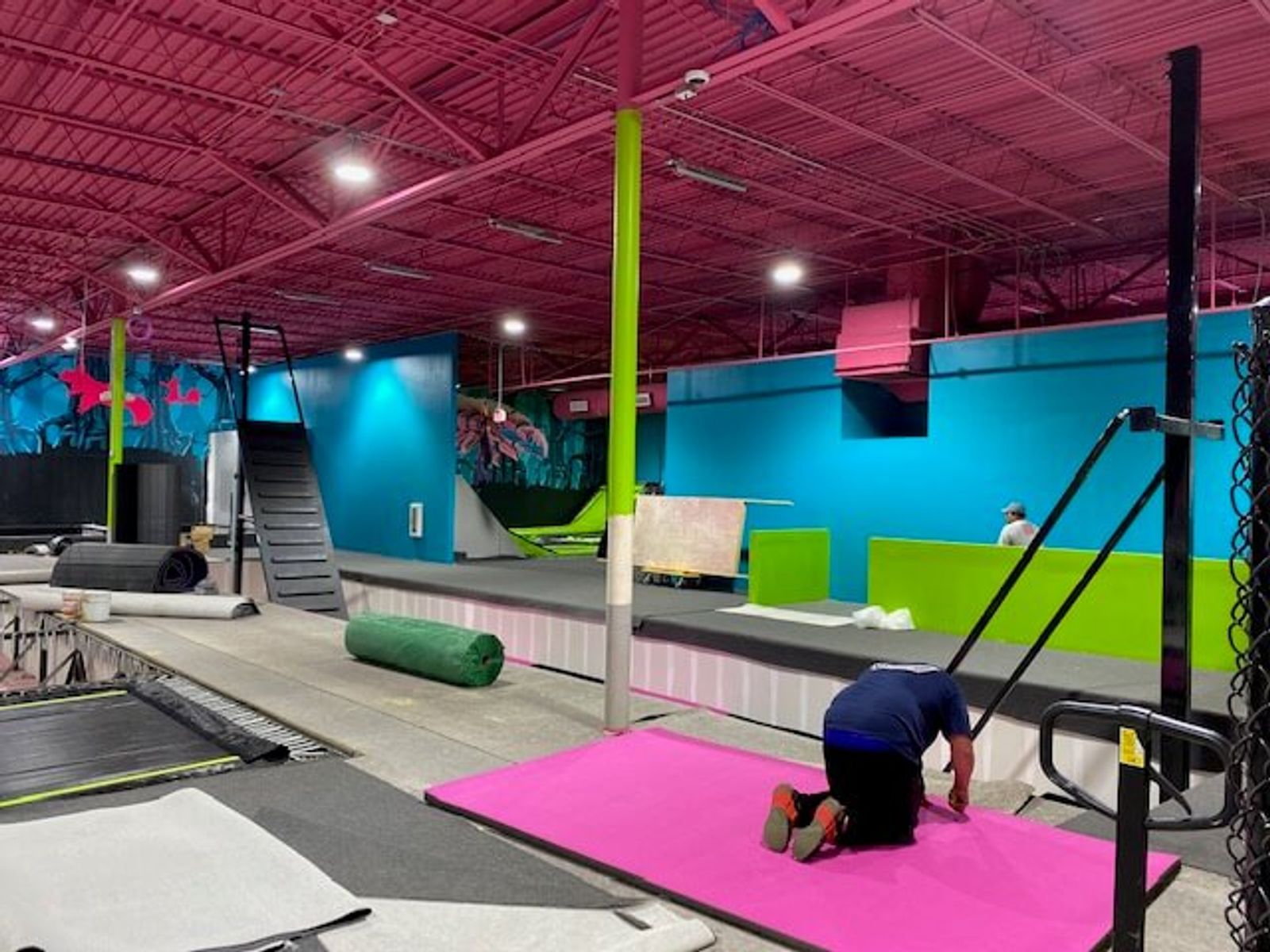 Flying Squirrel Trampoline Park - Image 10