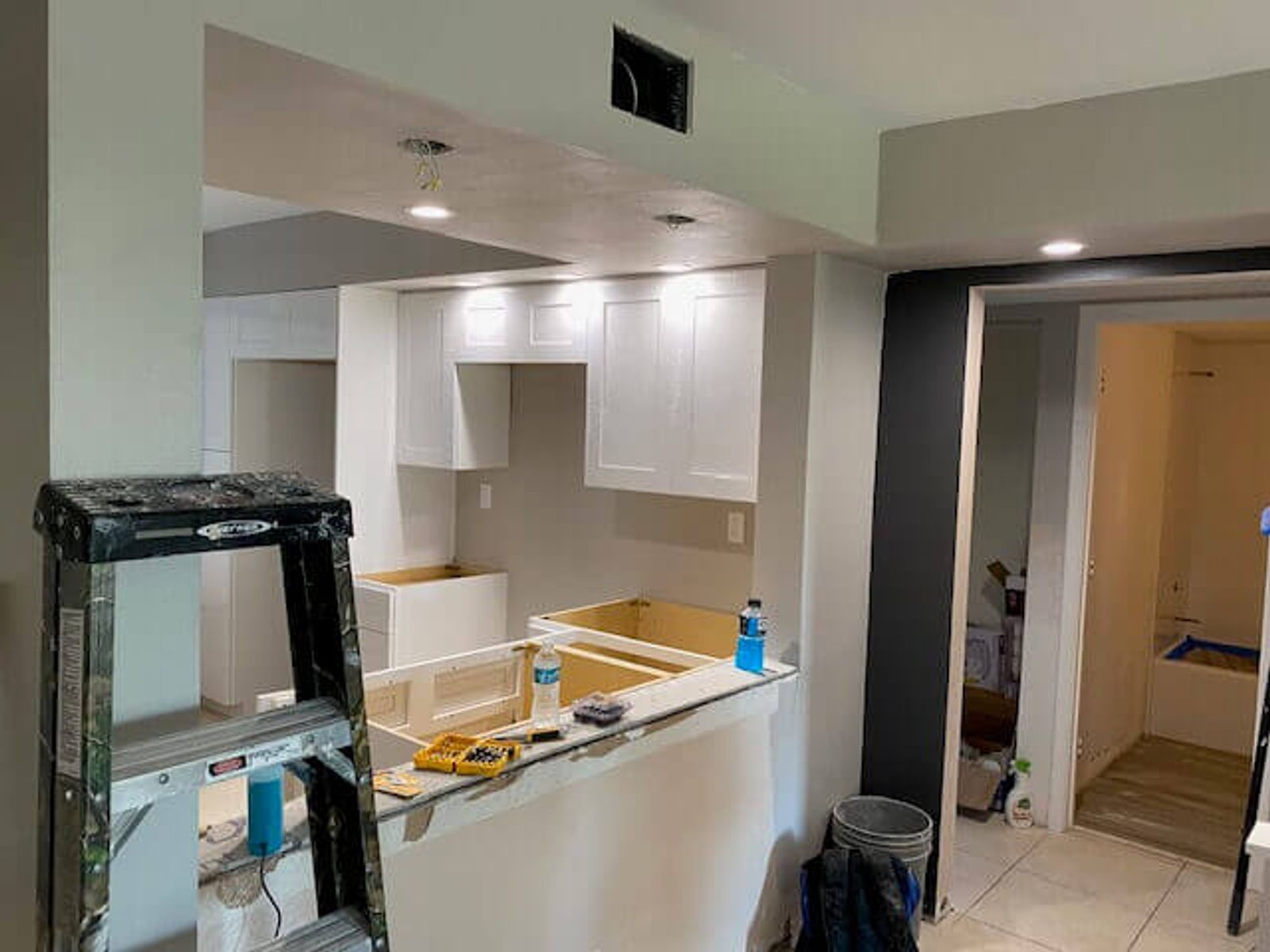 Beach Condo Tierra Verde Renovation - Image 12