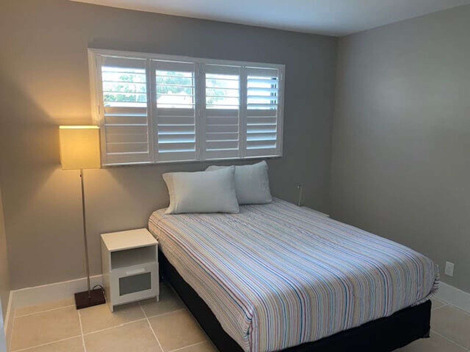 Beach Condo Tierra Verde Renovation - Image 15