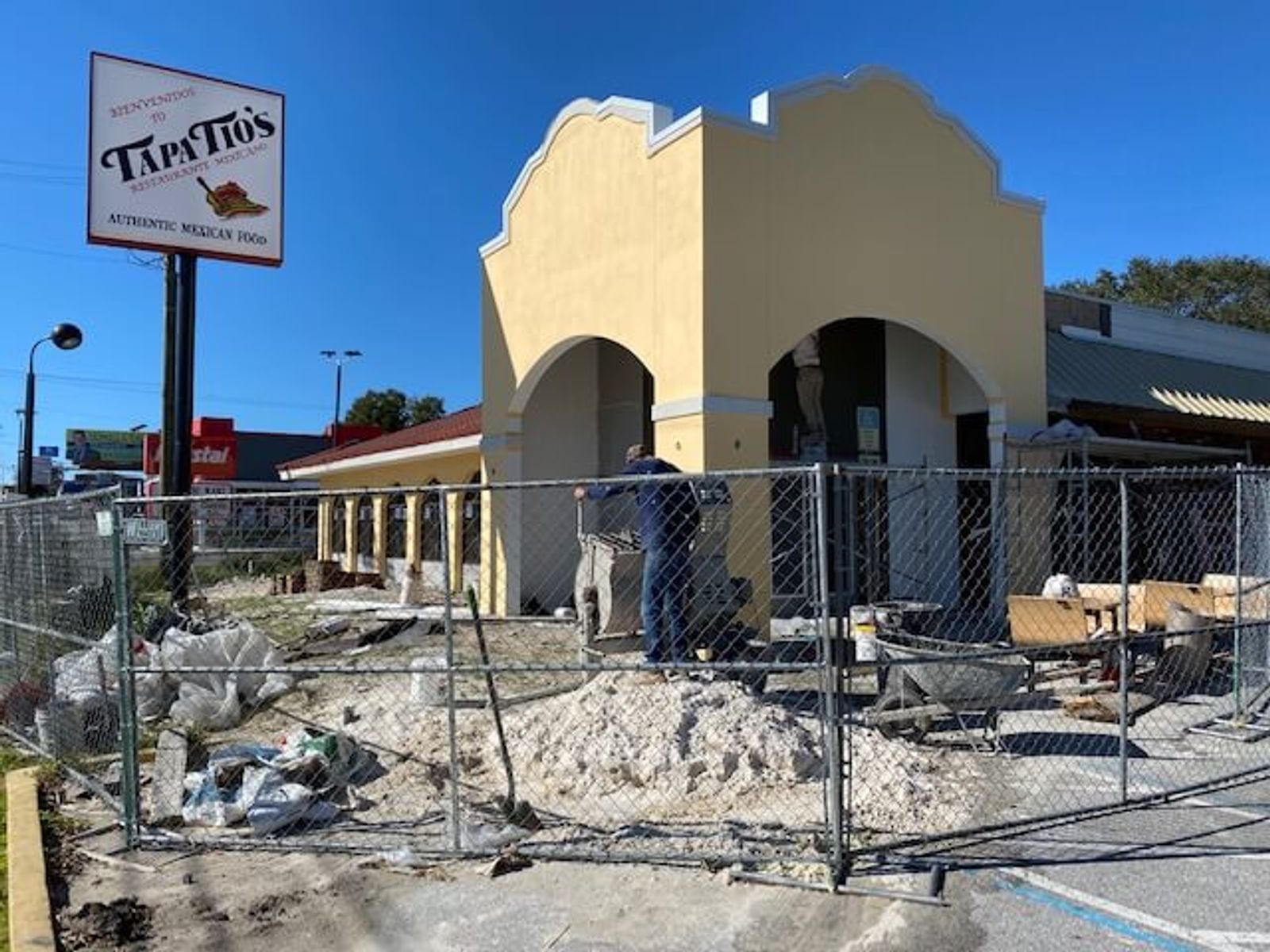 Tapatios Restaurant - Image 15