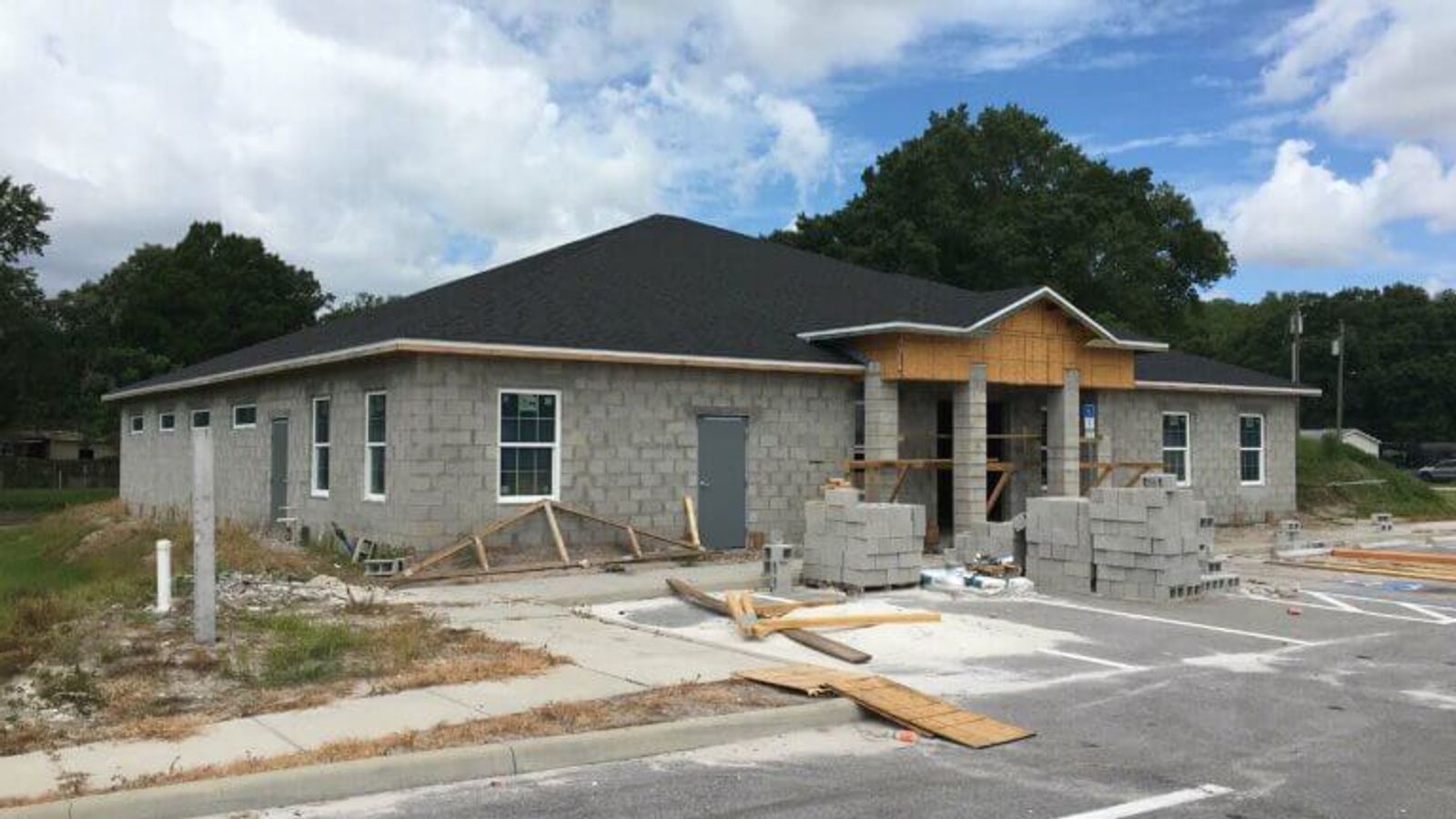 Alicea Dental Office - Image 15