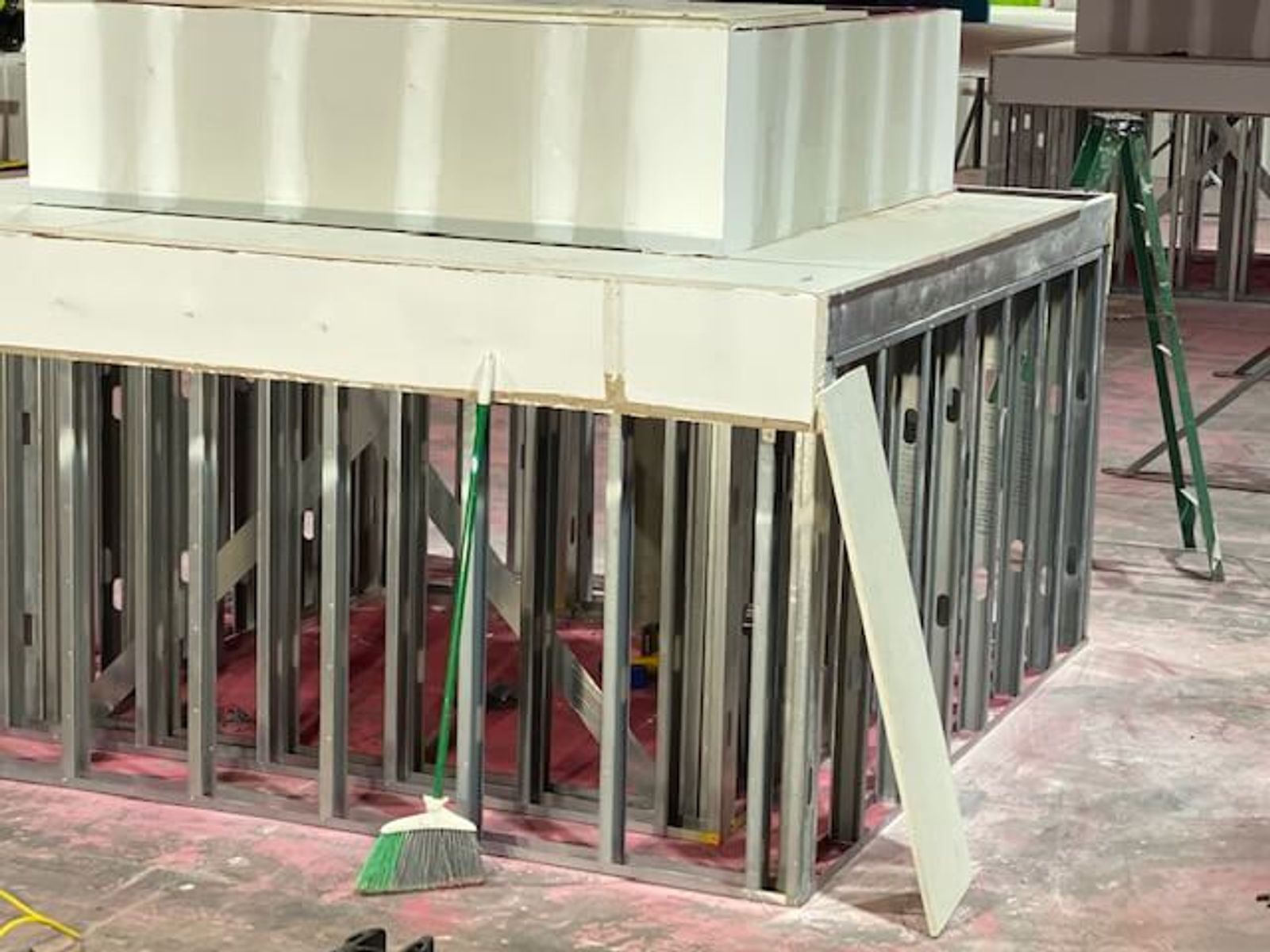 Flying Squirrel Trampoline Park - Image 28
