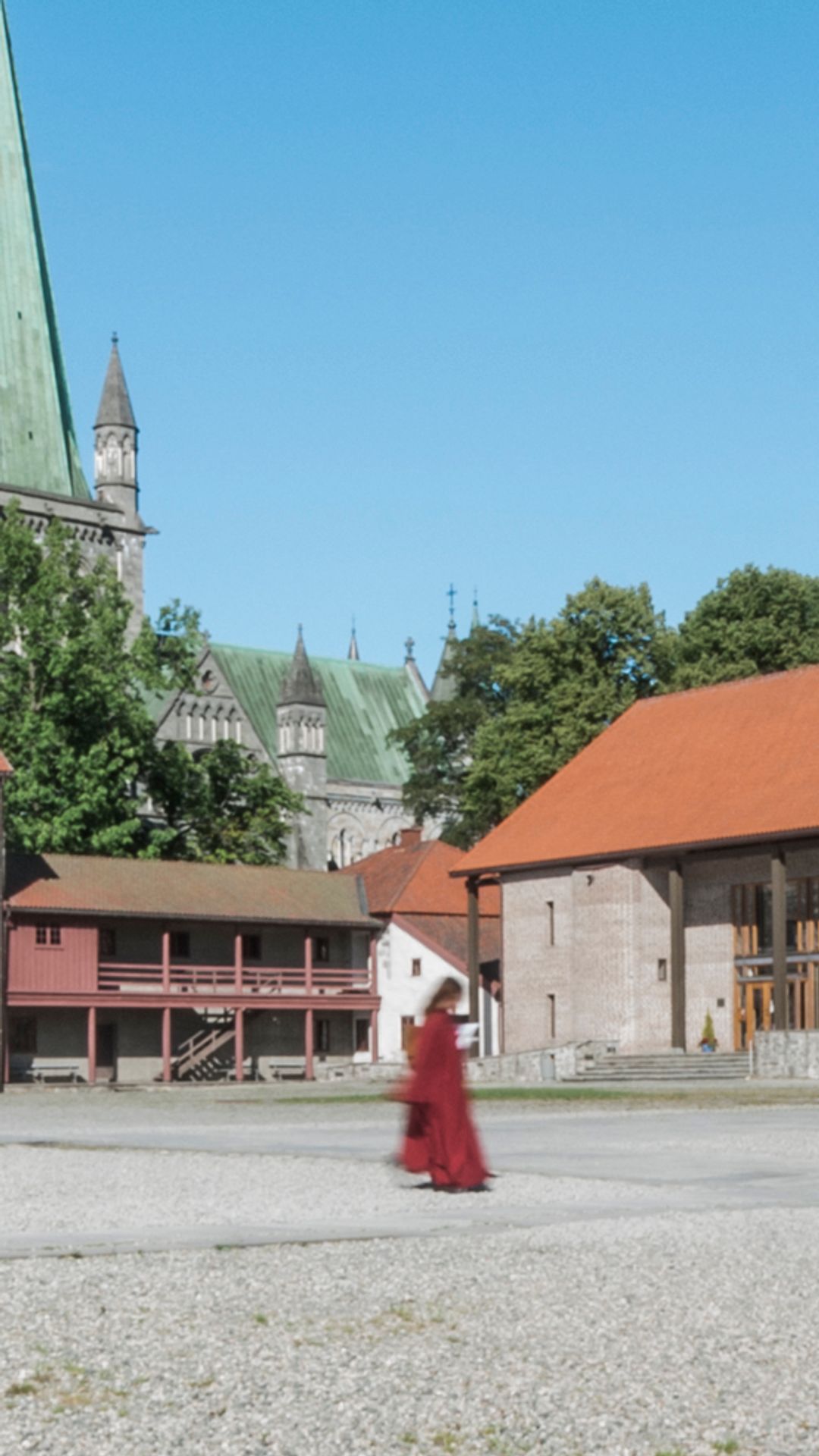 Gjenoppbygging av Erkebispegården