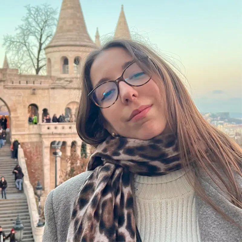  Giulia Maiolichini