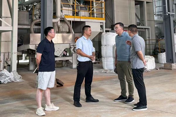 Factory tour in YIZE Abrasives workshop