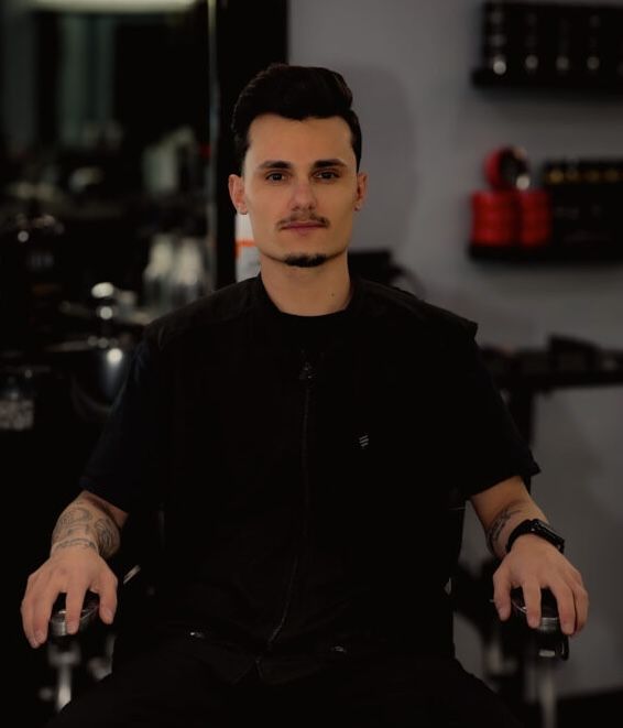 Nash Y.