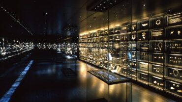 Effetto Luce illumina i gioielli del Louvre