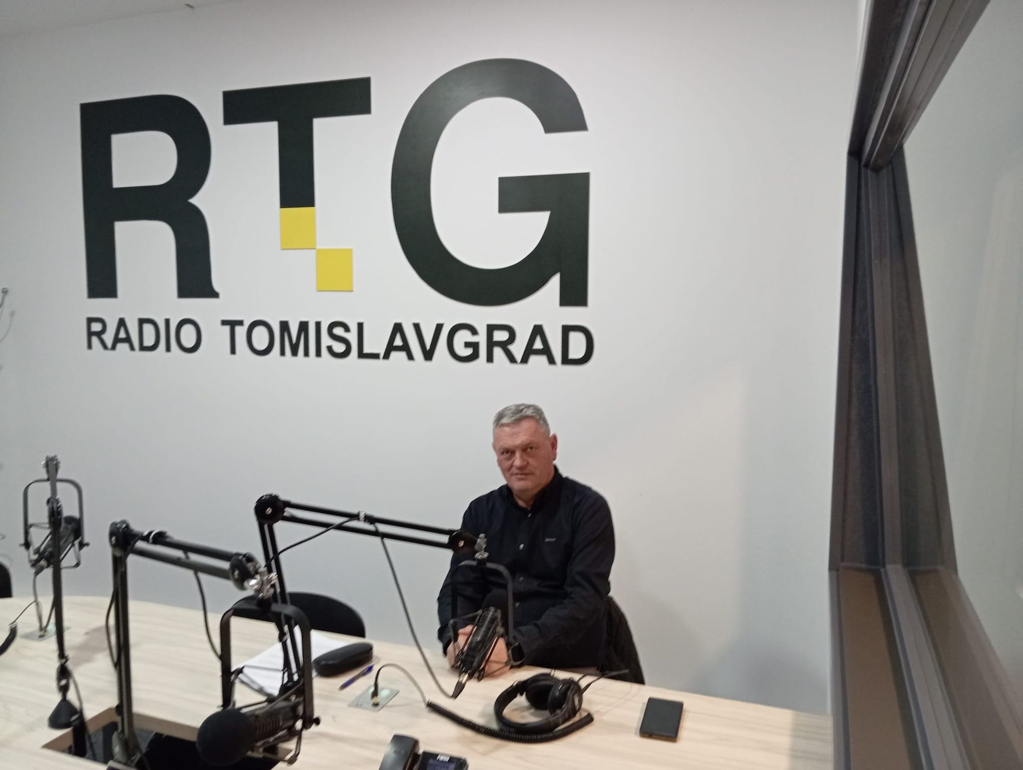Poslušajte gostovanje Dr. Ivana Vukadina na Radiju Tomislavgrad