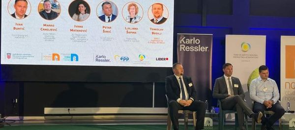 Načelnik Buntić na konferenciji "Invest in Novska"