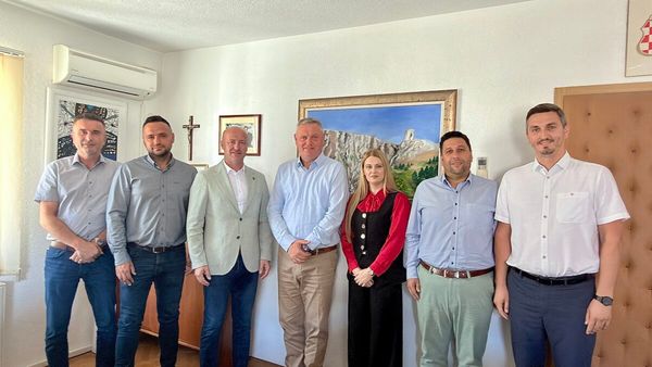 Održan radni sastanak predstavnika Hercegbosanske i Unsko-sanske županije