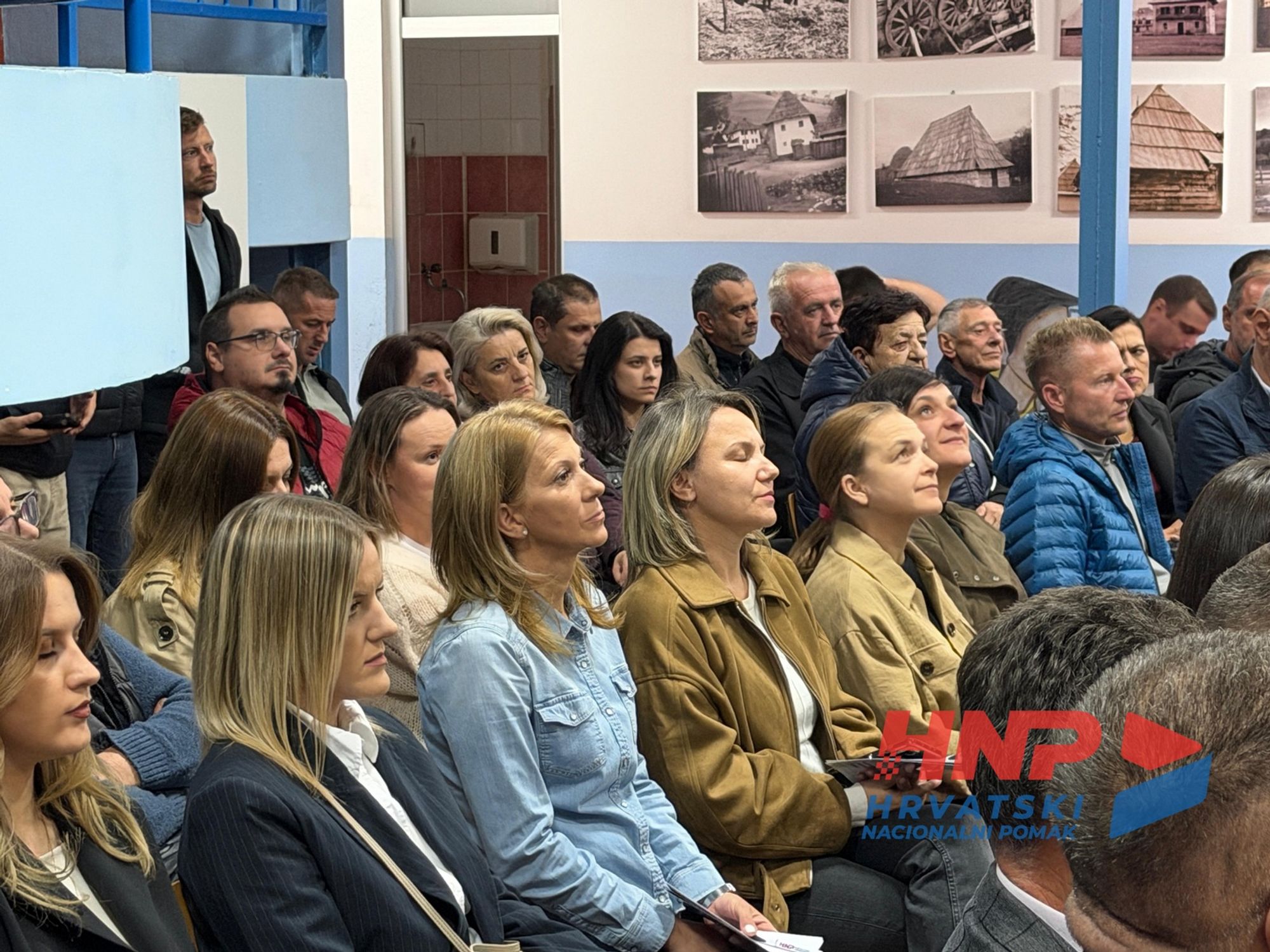 Hvala Glamoču na večerašnjem susretu i podršci