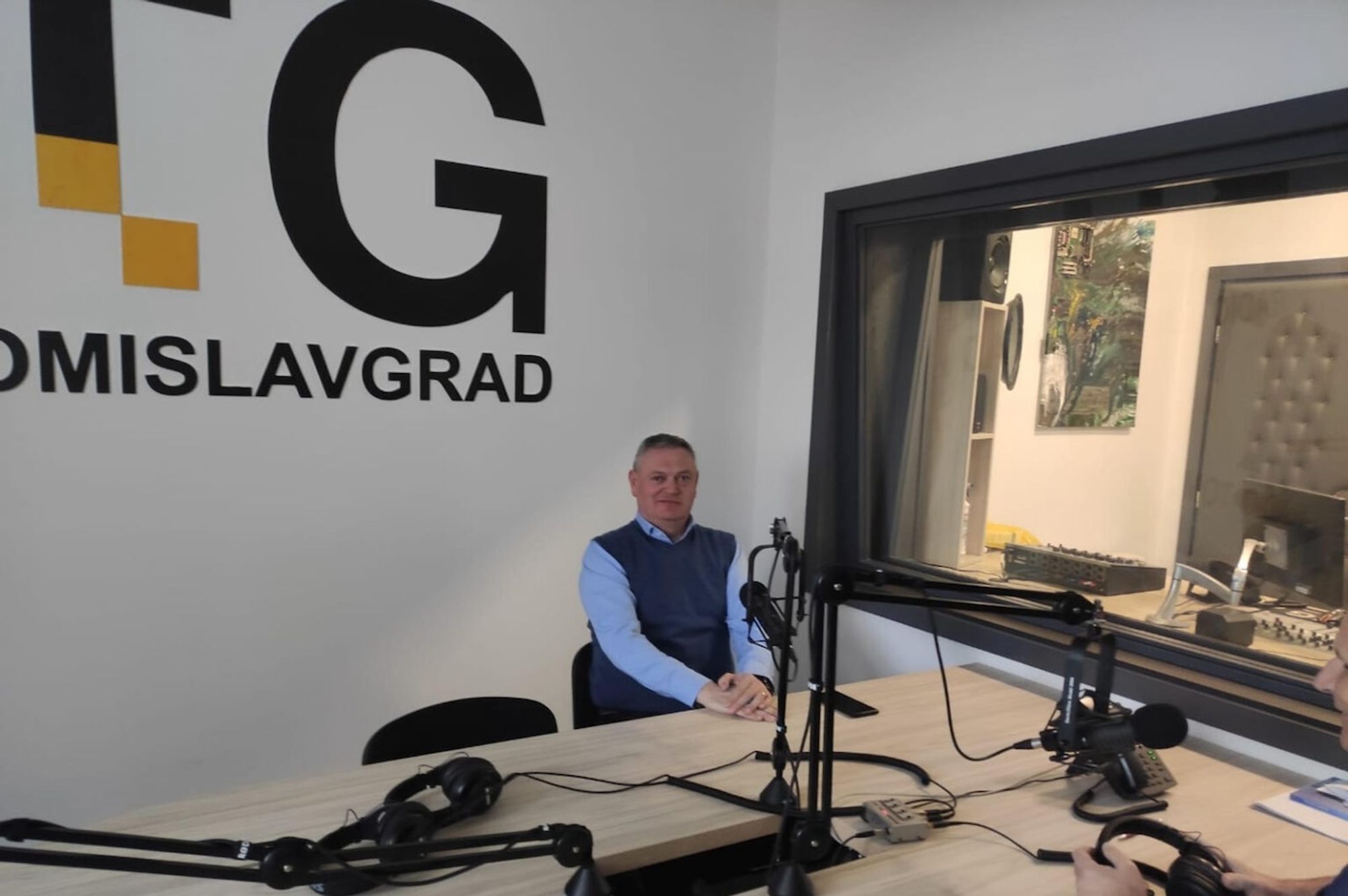Gostovanje Ivana Vukadina, predsjednika HNP-a u programu Radija Tomislavgrad