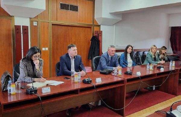 Predsjednik Vlade Hercegbosanske županije Ivan Vukadin i ministri na radnom sastanku sa Županom Splitsko-dalmatinske županije