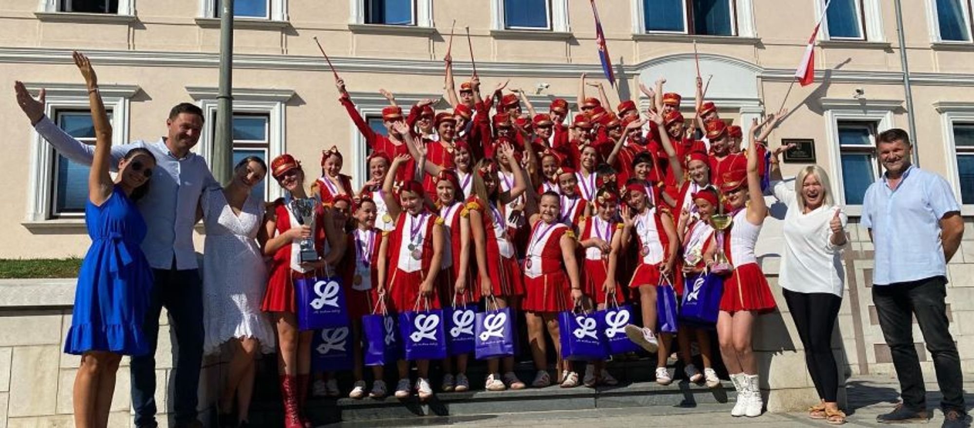 Čestitke tomislavgradskim mažoretkinjama