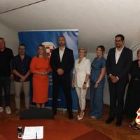 POVEĆANJE PLAĆA U ZDRAVSTVU, OBRAZOVANJU I DRŽAVNOJ SLUŽBI
