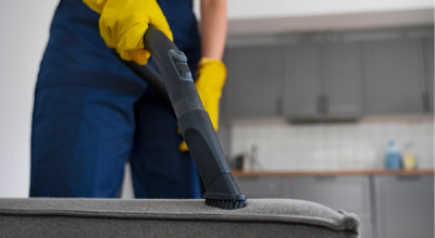 Dīvānu tīrīšana