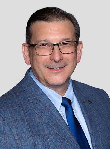 Portrait of Erik Sossa