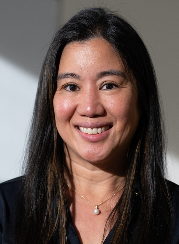 Portrait of Ely Bueno