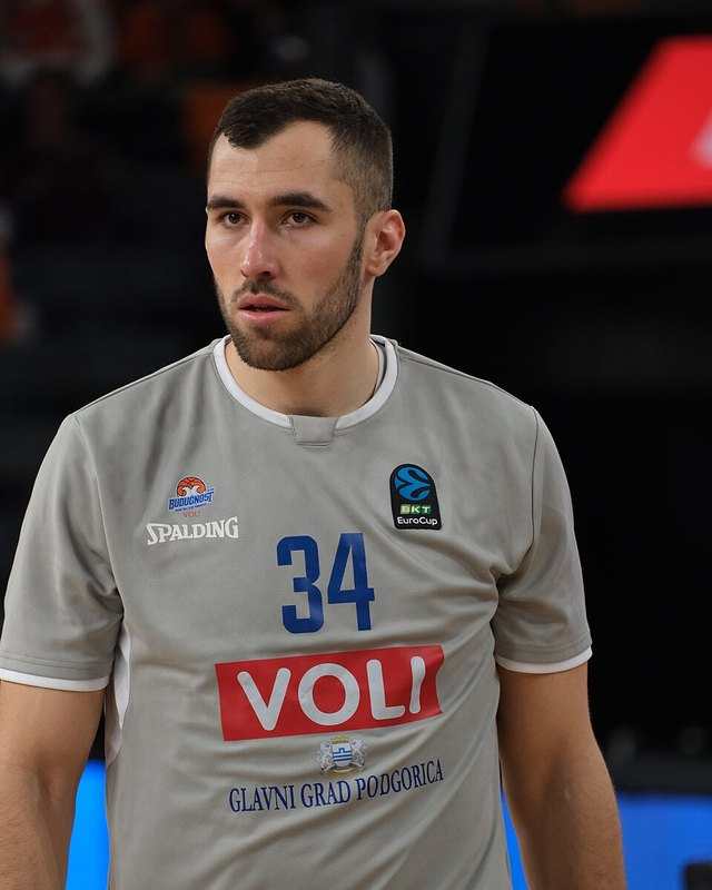 Kenan Kamenjaš