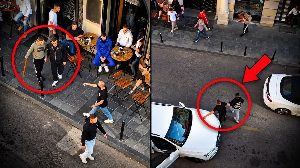 Pogled odozgo na ulicu i kafic. Na jednoj strani dvojica hodaju, jedan nosi letvu. Na drugoj ljudi stoje pored bijelog auta.