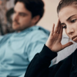 Mi esposo quiere tener un hijo pero yo no, así que ahora nos vamos a divorciar.