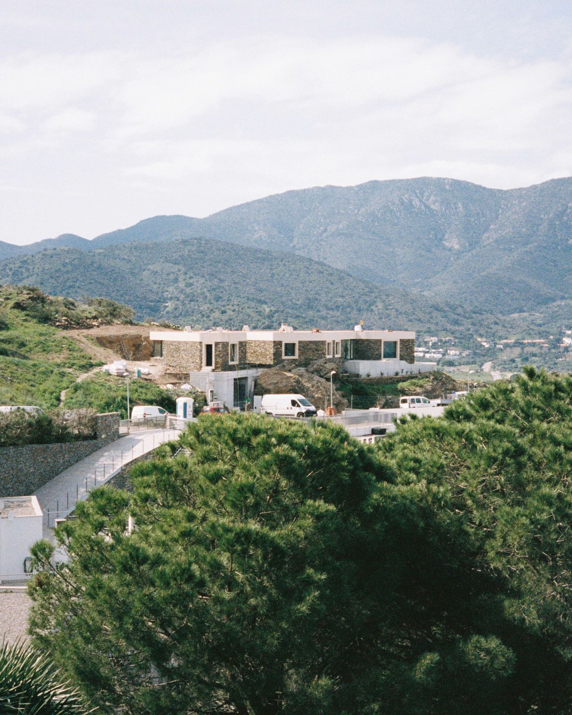 mesura, studio: Under Construction: Casa Balma Murada in Alt Empordà. (Slide 7)