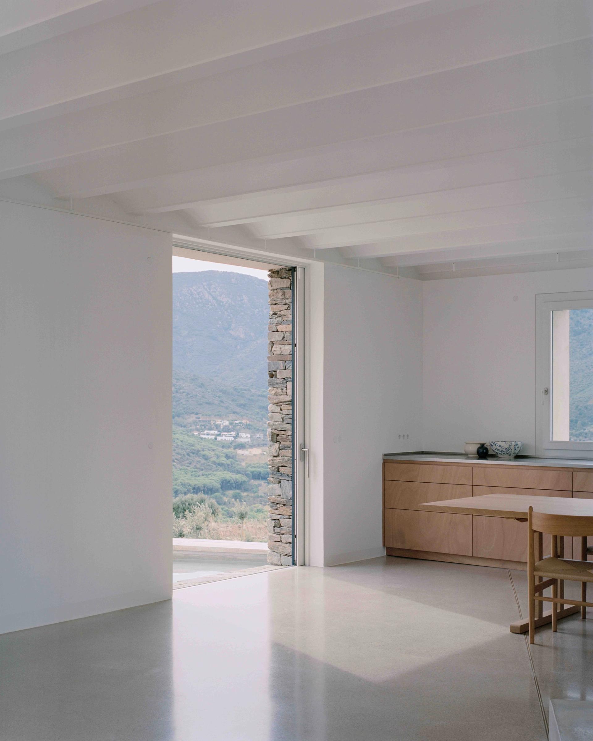 mesura, studio: null (Slide 3)