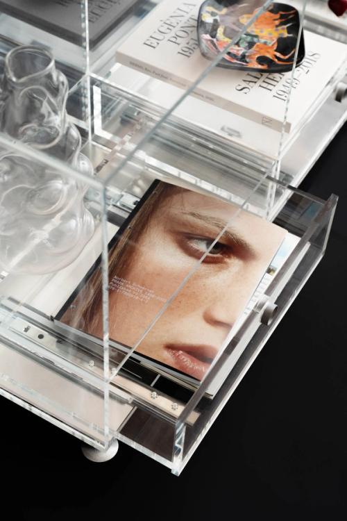 mesura, Console 001: (Thumbnail)