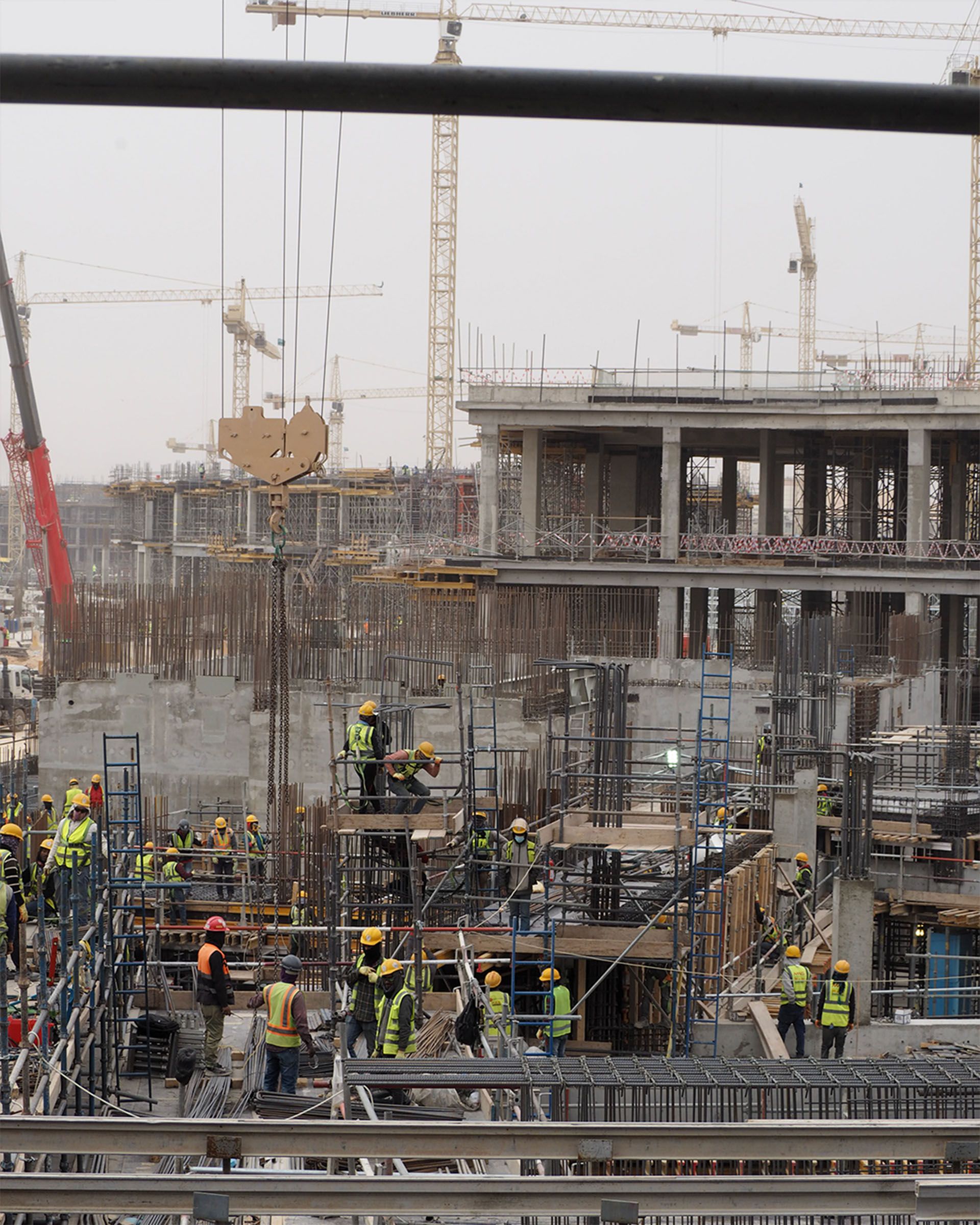 mesura, studio: Under construction: Art Museum in Middle East. (Slide 5)