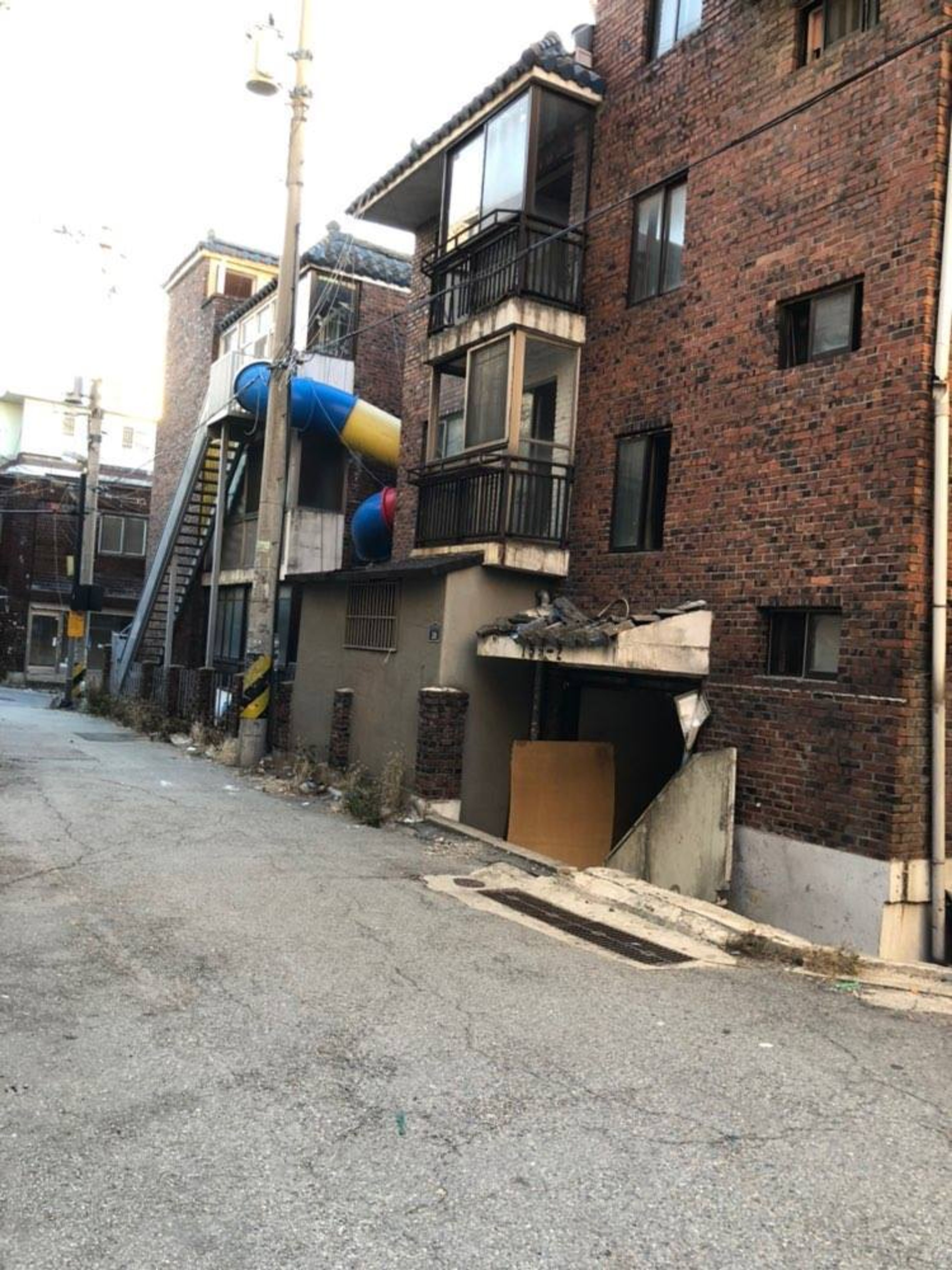사라지는 신흥의 모습을 기록하다