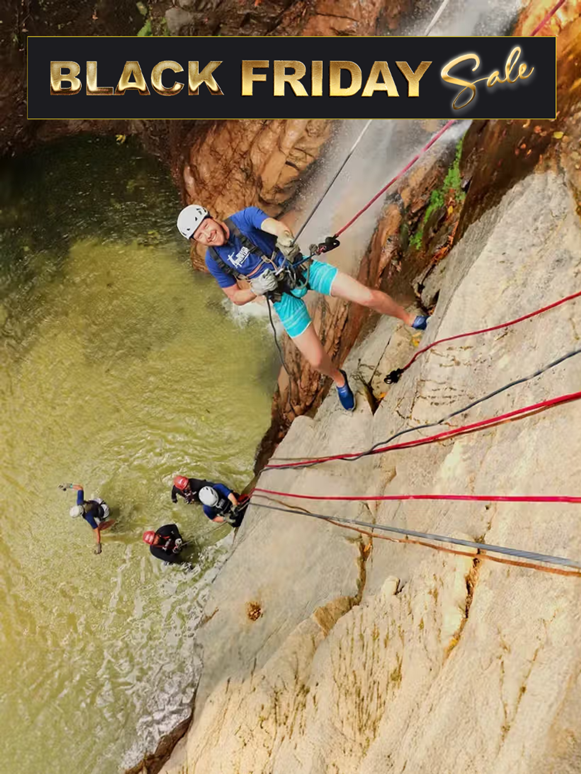 Descenso en rappel por una cascada hacia una poza selvática—¡pura adrenalina en el paraíso!