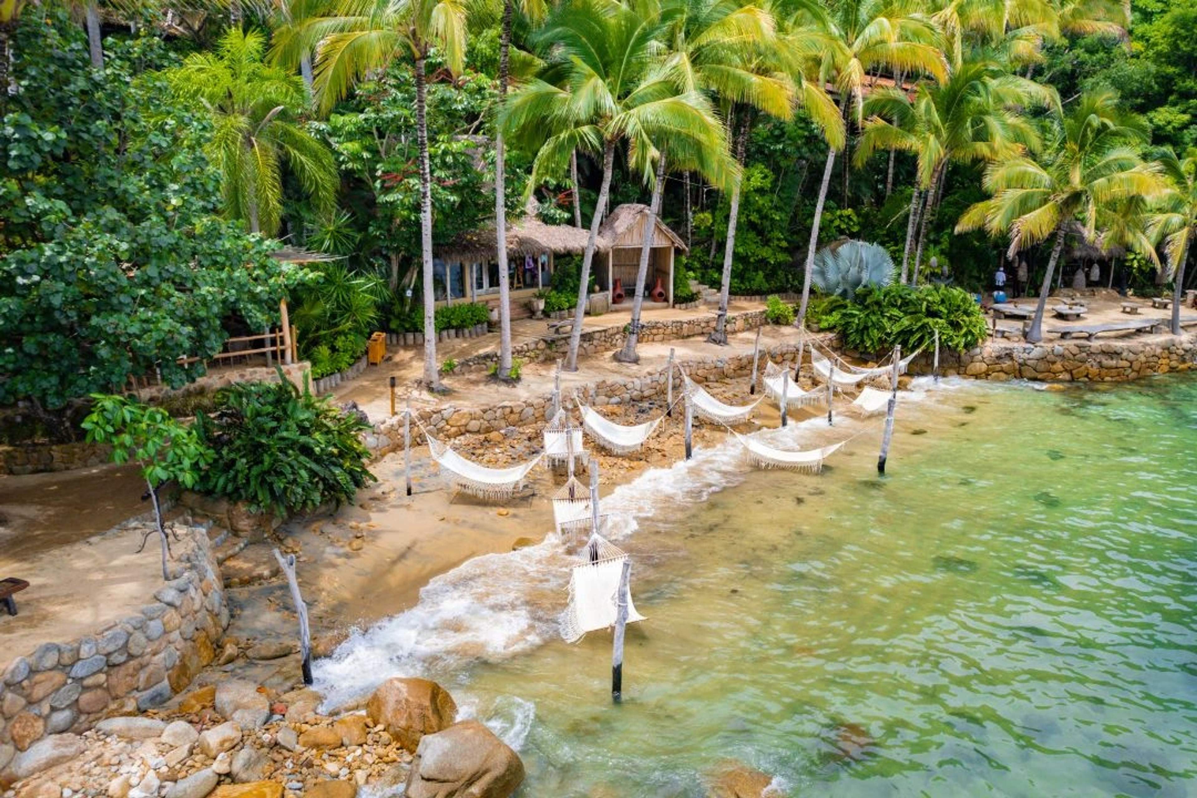 swimmable beaches puerto vallarta