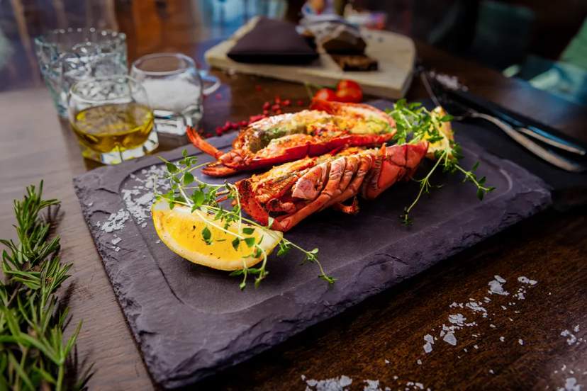 FUERA DE LOS CAMINOS CONVENCIONALES: RESTAURANTES FAVORITOS EN PUERTO VALLARTA