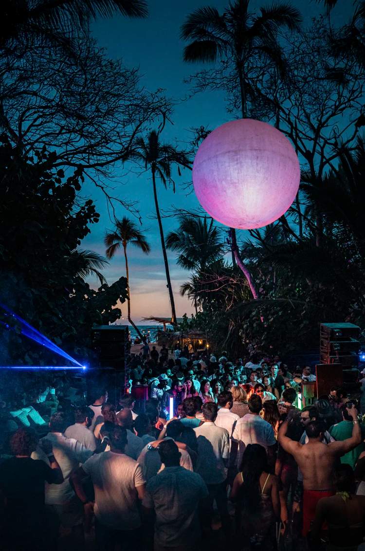 Majahuitas, el escenario para la mejor fiesta de música electrónica de Año Nuevo en Puerto Vallarta.