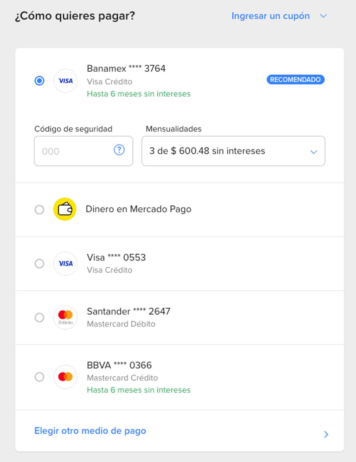 Ingresa los datos de la tarjeta con la que quieres pagar a meses sin intereses.