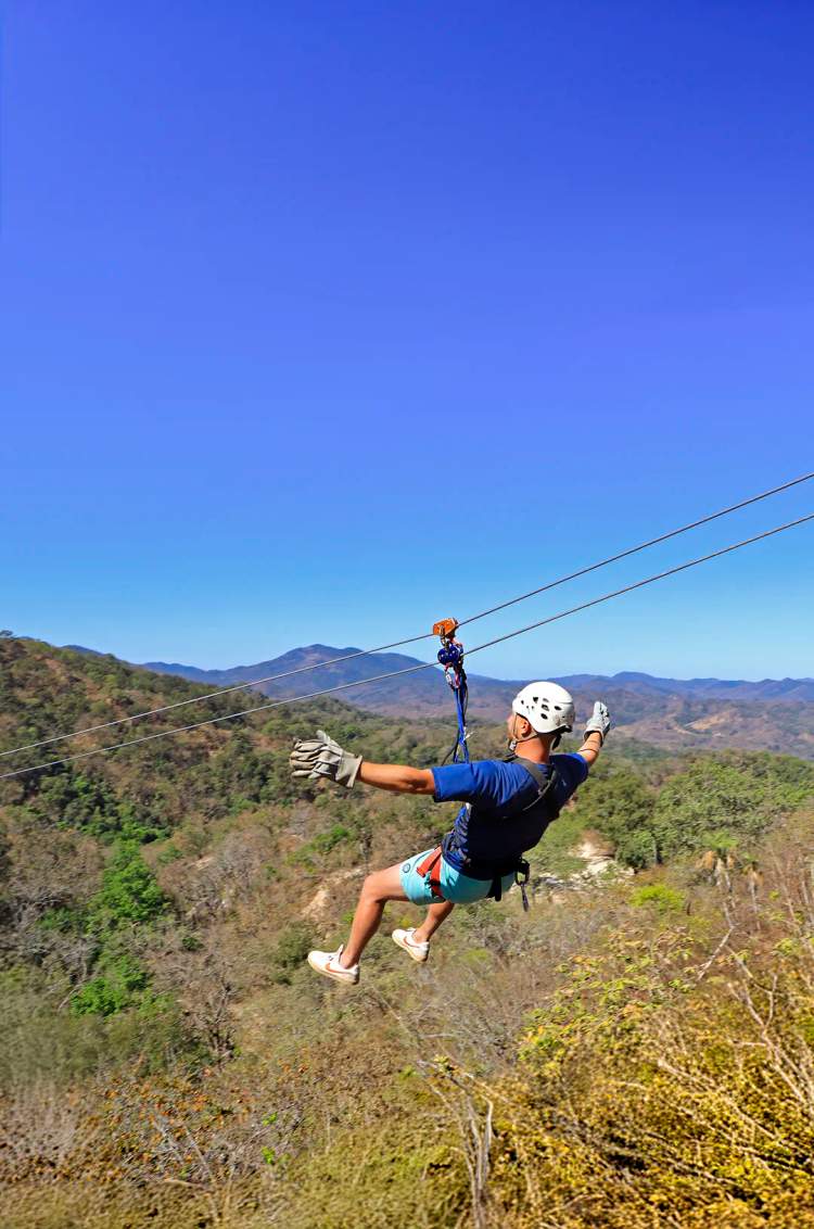 Puerto vallarta tour package with ziplines.